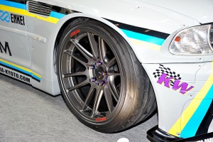 オートサロン2016「エンケイ」は ディープフェイスの「GTC01RR」ホイールを展示