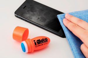 モニターの指紋が付きにくくなる「iガラコ」。スマホ用ですが･･･