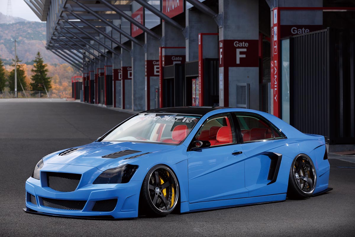 不死鳥のように蘇り頂点を極めた「トヨタ18系クラウン」 | AUTO MESSE