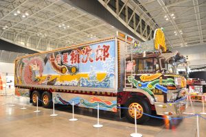 トラックだけを展示する自動車ショー【ジャパントラックショー2016】