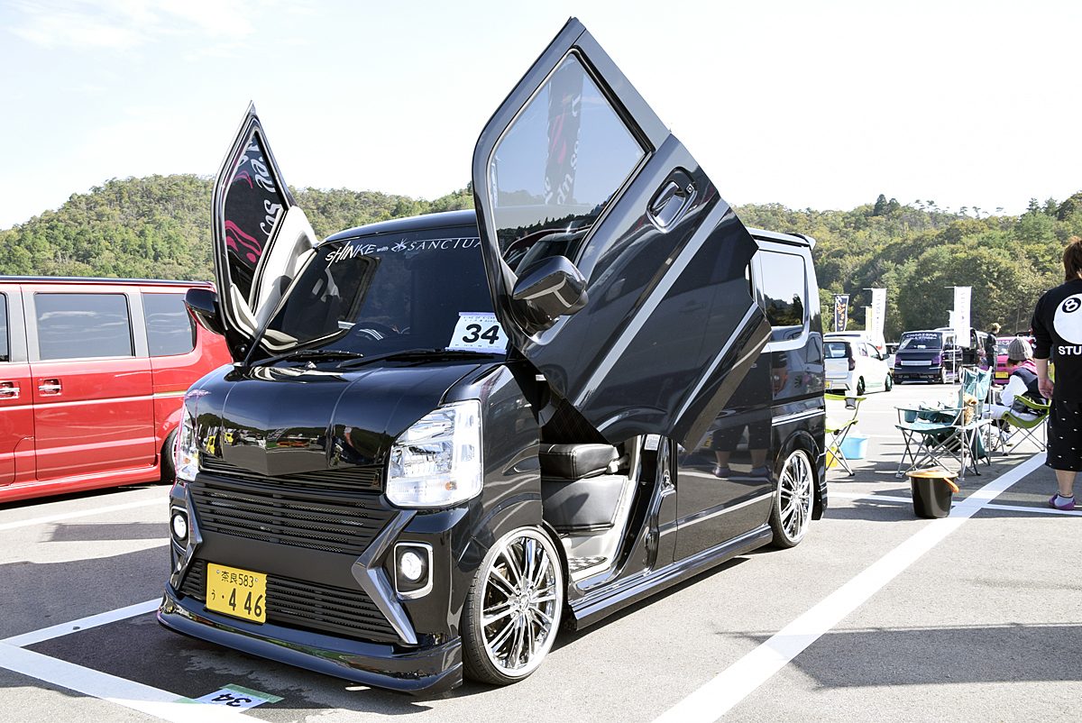 おしゃれなミニバンに大変身したkワンボックス King Of K Car Auto Messe Web カスタム アウトドア 福祉車両 モータースポーツなどのカーライフ情報が満載