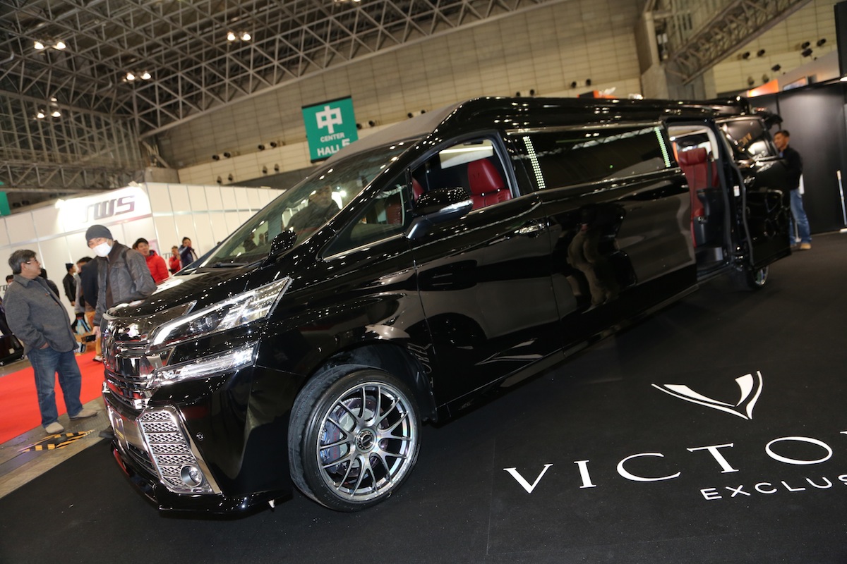 全長7mのヴェルファイアが圧巻！ 新生『VICTOREX』【東京オート