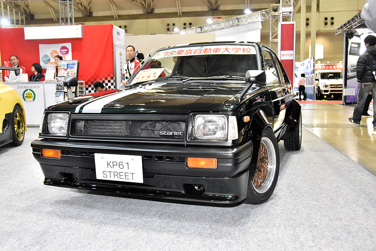 通販生活 ファッション 東京オートサロン2017】学生たちが甦らせた昭和の名車「KP61 パーツ