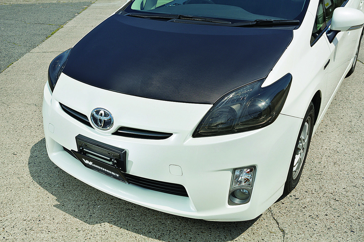 被せるだけで実現する「カーボンボンネット」 | AUTO MESSE WEB  