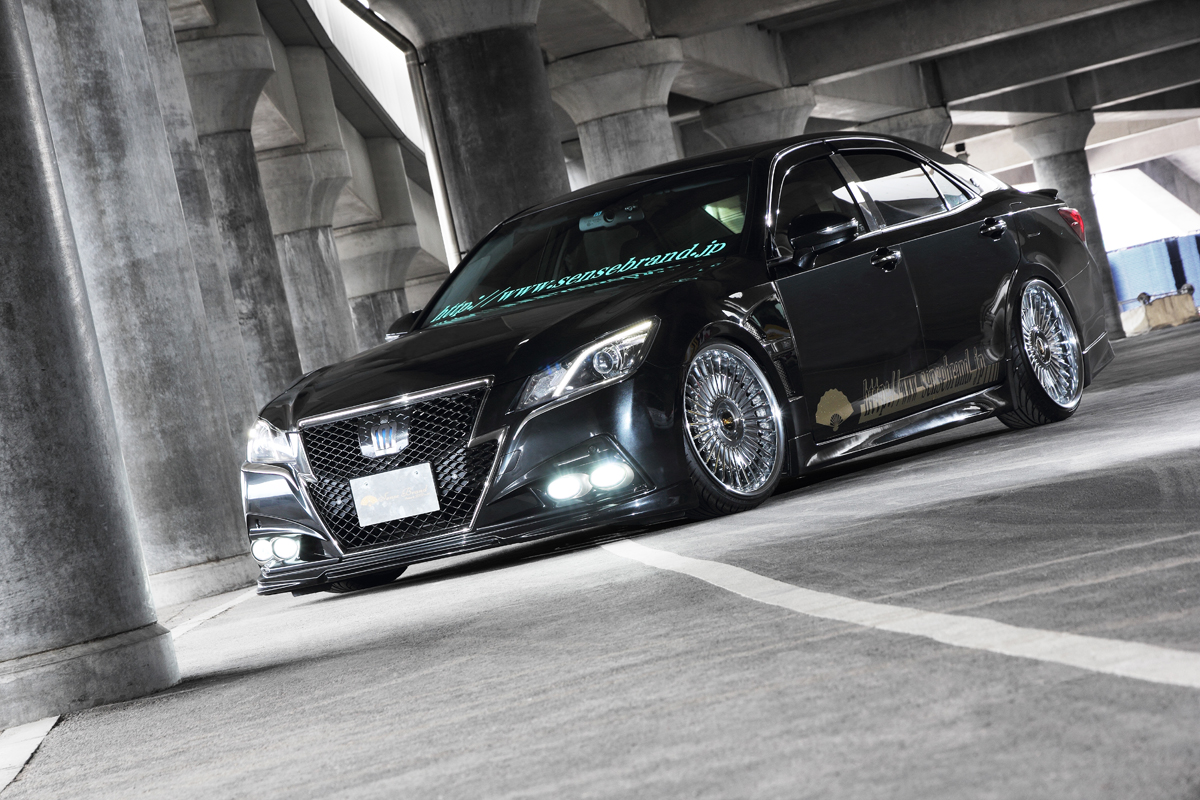 現行クラウン用エアロキットを「センスブランド」がリリース開始 