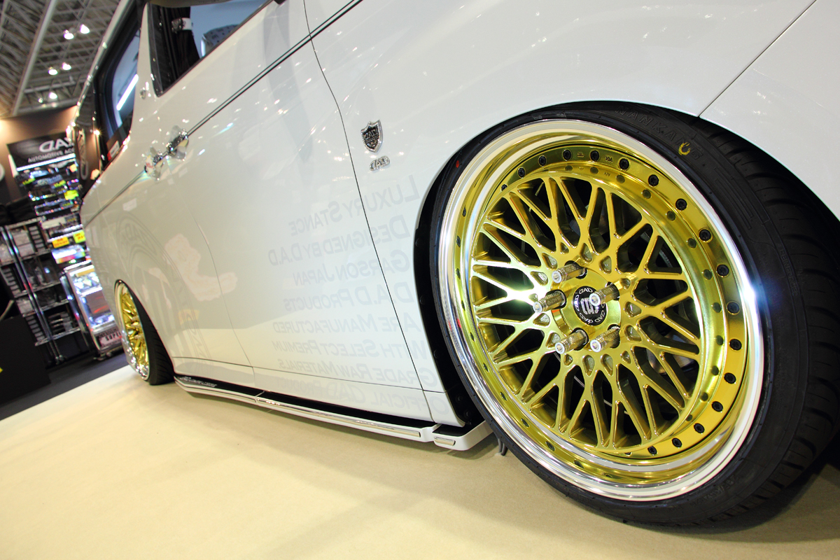 クラシカルメッシュにディスクを出すという新提案 | AUTO MESSE WEB