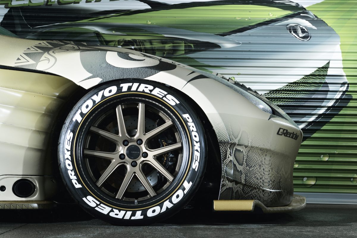 愛車のタイヤが レーシングカー の雰囲気にできる旬メニュー Auto Messe Web カスタム アウトドア 福祉車両 モータースポーツなどのカーライフ情報が満載