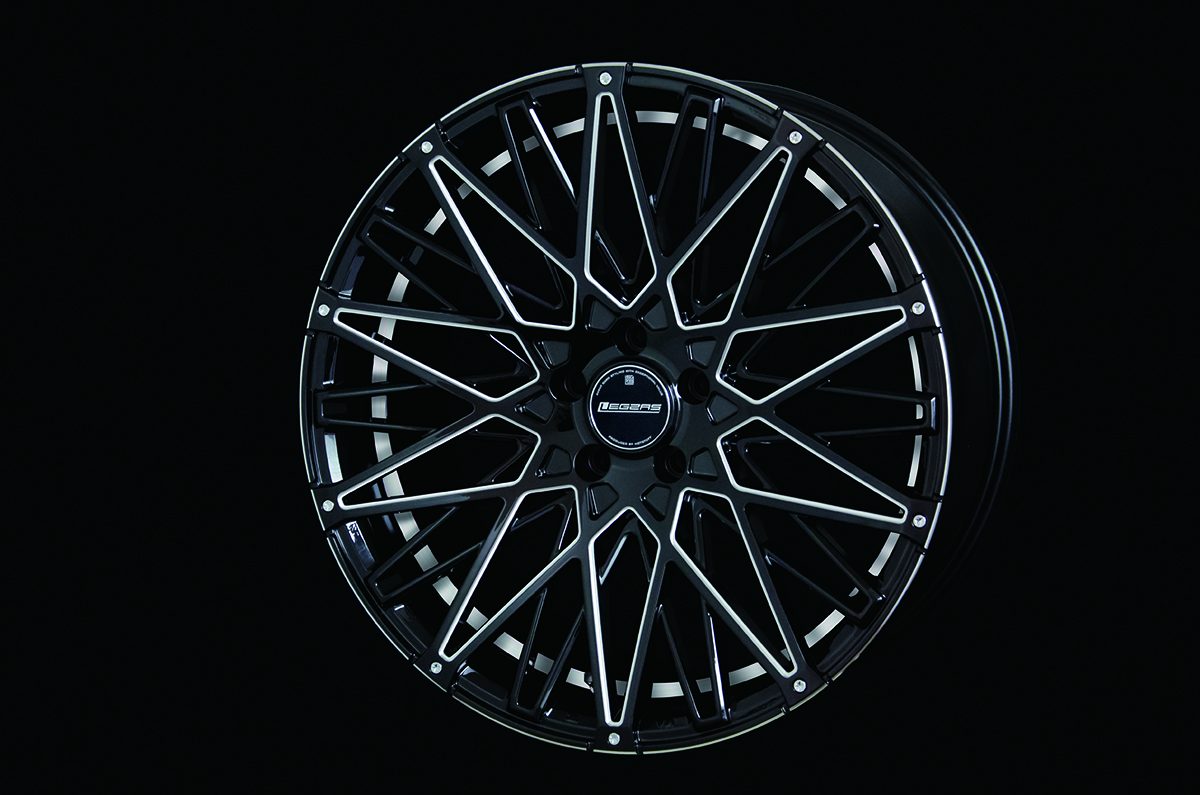 シュティッヒ　レグザス　フォーブス