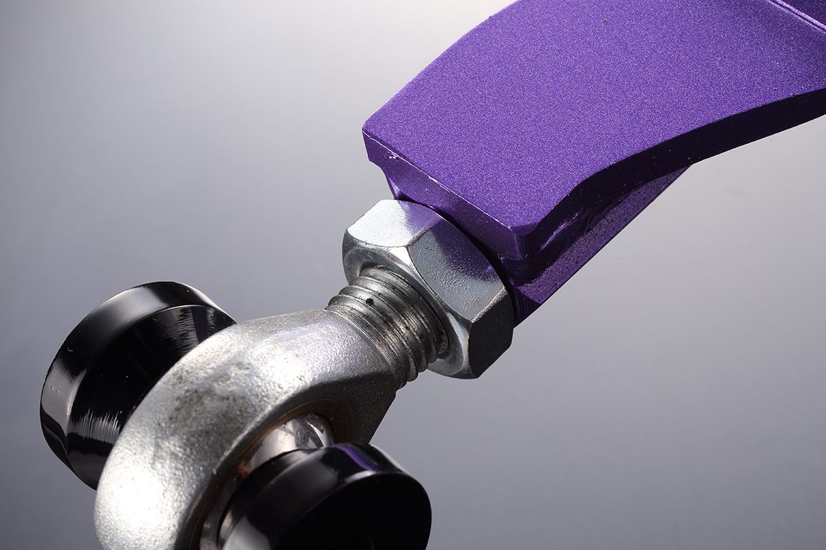 驚愕6万円未満！トヨタ＆レクサス・セダン用アッパーアーム誕生 | AUTO