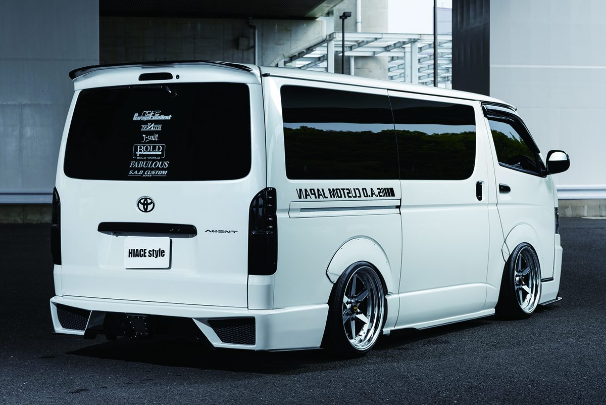 エージェント、ハイエース、ハーフスポイラー