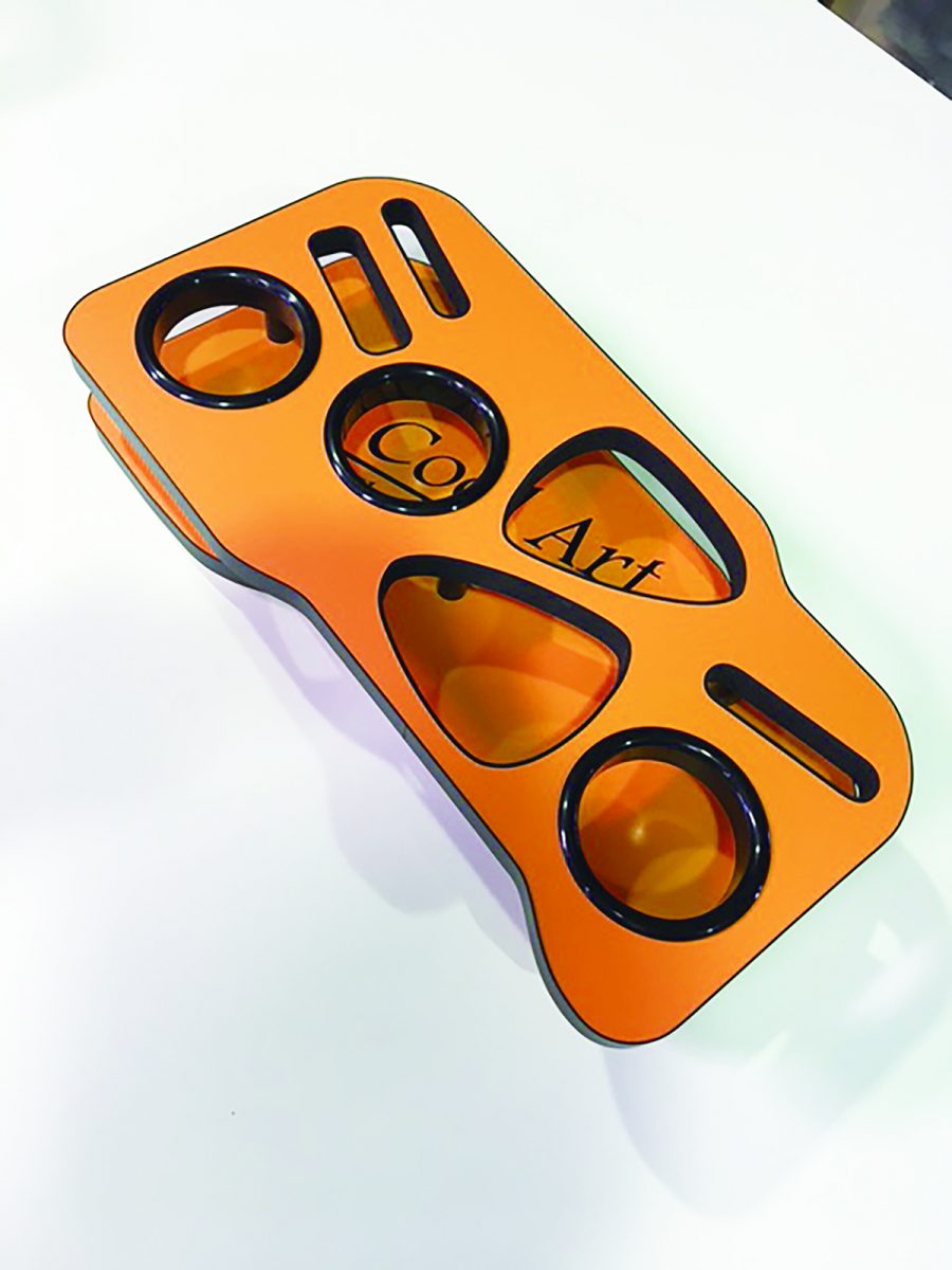 クールアート、ハイエース、カップホルダー