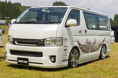 スーパーカーニバル、ハイエーススタイル