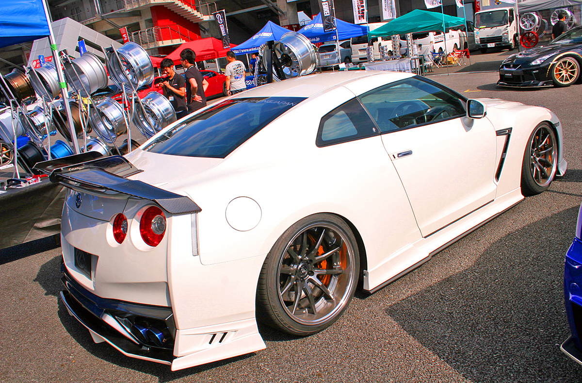 kuhl クールレーシング R35 GT-R 35R-SS