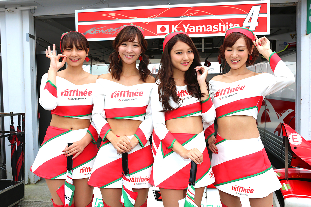 スーパーフォーミュラ2017 レースクイーン