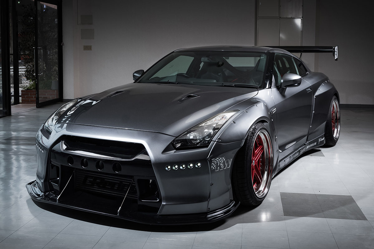 R35 GT-R WIDE BODY オーバーフェンダー LB WORKS PANDEM