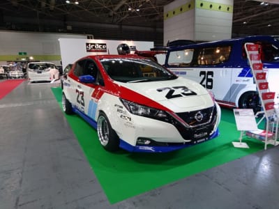 大阪オートメッセ2018 日産 リーフ カスタム イデアル ESB 日産自動車大学校 ボディライン