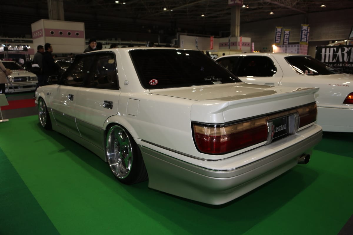 懐かしさと新鮮さを醸し出す 80 90年代vip創世記セダン ３台 大阪オートメッセ18 Auto Messe Web カスタム アウトドア 福祉車両 モータースポーツなどのカーライフ情報が満載