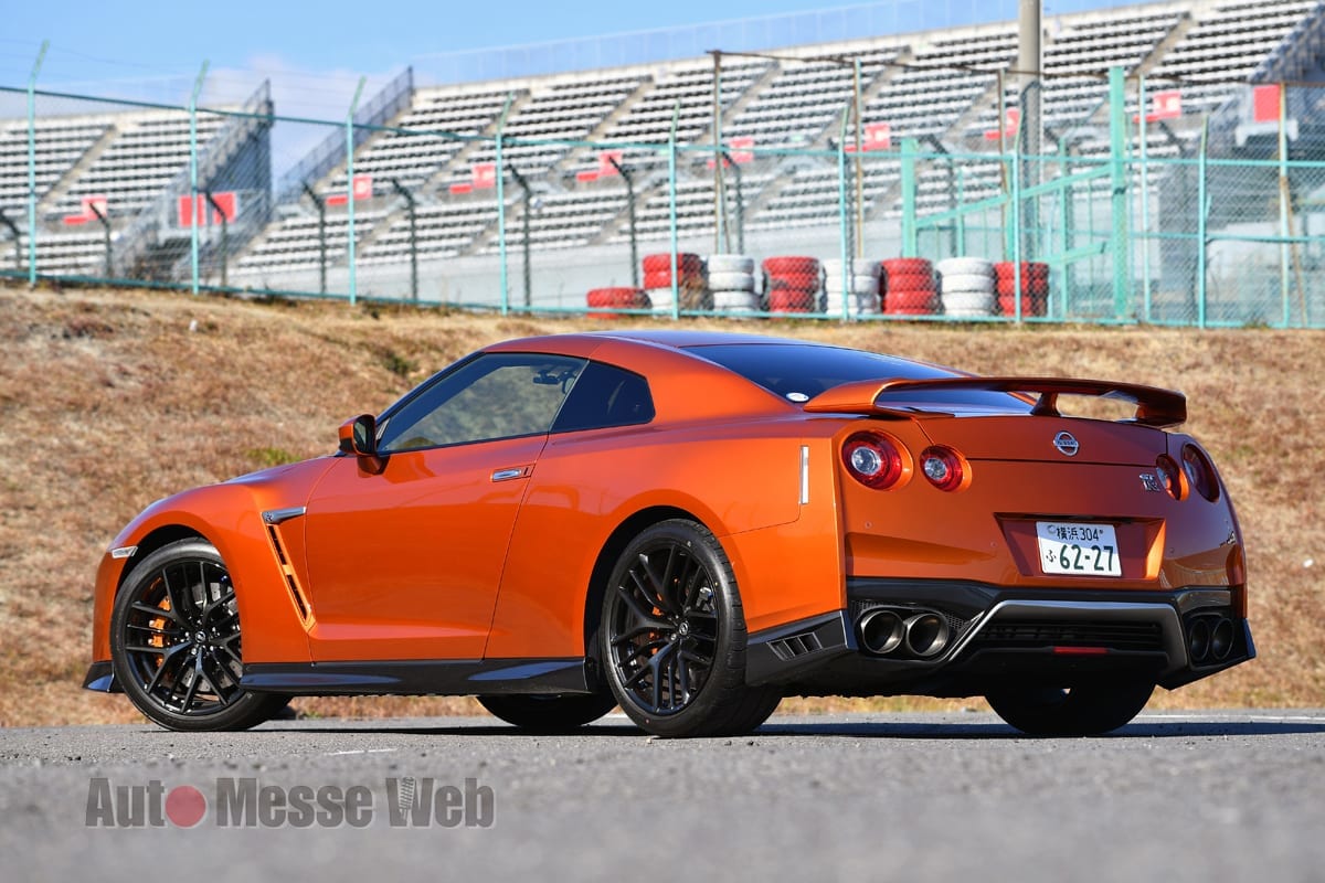 最新の日産GT-R」はセキュリティの標準化＆エンタメ充実だけの小
