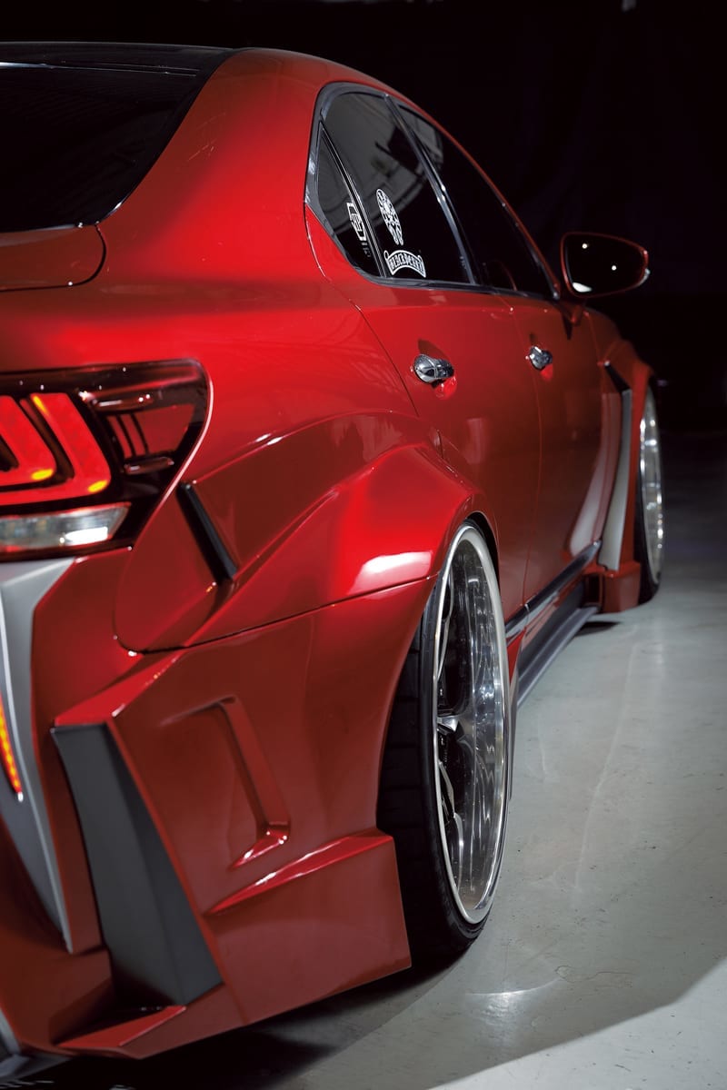 ブラックパールコンンプリート、Blackpearl complete、LEXUS LS、レクサスLS、ワイドフェンダー、クロスボーン