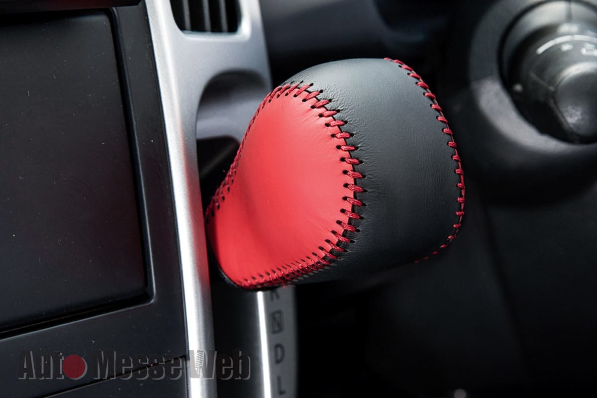 トリコローレ、トリコローレ エクスチェンジ、Tricolore、エクスチェンジ、ステアリング、ハンドル、シフトノブ、本革、張り替え、DIY