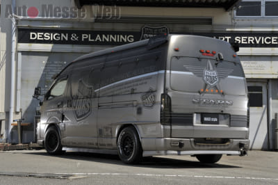 ハイエースカスタム