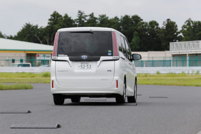 神奈川トヨタ、横浜ゴム、横浜タイヤ体感試乗会、神奈川ハマタイヤ