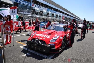 小泉奈央、長沼まゆ、鈴木志歩、SUPER GT、レースクイーン、NISMO、ニスモ