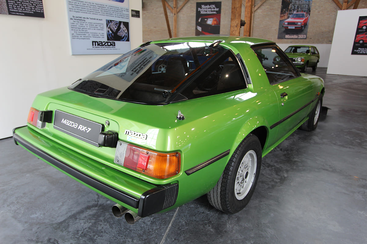 Mazda Rx 7 Sa22c ロータリー エンジンを世に知らしめた初代モデル Auto Messe Web カスタム アウトドア 福祉車両 モータースポーツなどのカーライフ情報が満載
