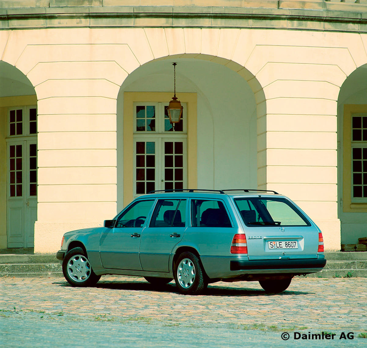 mercedes benz、W124、S124、C124、ヒストリー、歴史、名車、メルセデス ベンツ