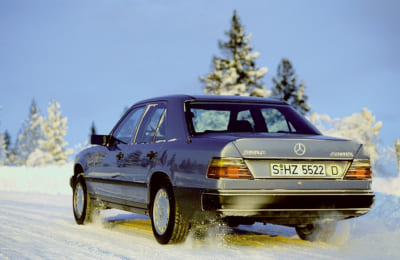 mercedes benz、W124、S124、C124、ヒストリー、歴史、名車、メルセデス ベンツ