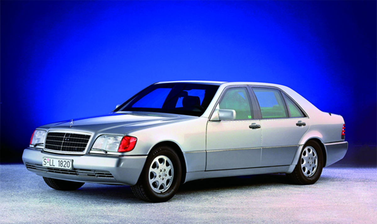 メルセデスベンツ　w140 Sクラス　コーナーレンズ　純正品　未使用品 くすんだコーナーレンズ交換（メルセデス・ベンツ Sクラス・W140