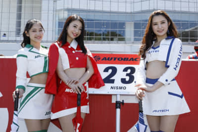 NISMO、レースクイーン、SUPER GT、小泉奈央、長沼まゆ、鈴木志歩