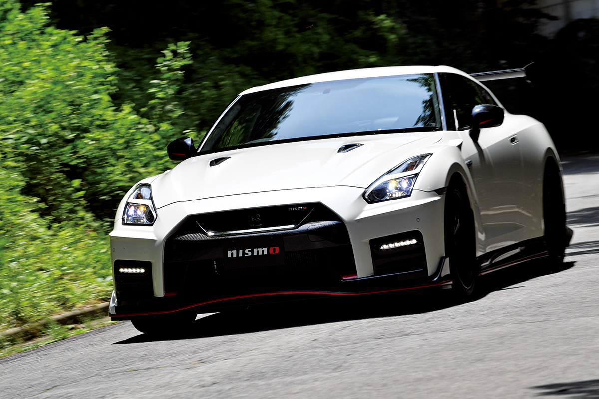 エブロ NISSAN GT-R NISMO N Attack Package 試乗】日産GT-R NISMO専用「900万円という後付けパッケージの実力は