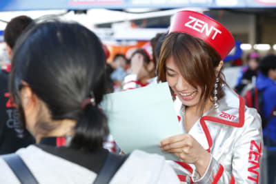 ZENT sweeties、SUPER GT、レースクイーン、藤木由貴、川村那月、チャナナ沙梨奈、大柳麻友、藤宮あかり、央川かこ