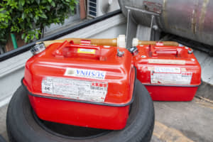 京アニ事件で携行缶への給油拒否が多発！ 発電機用のガソリンが手に入らなくなる？