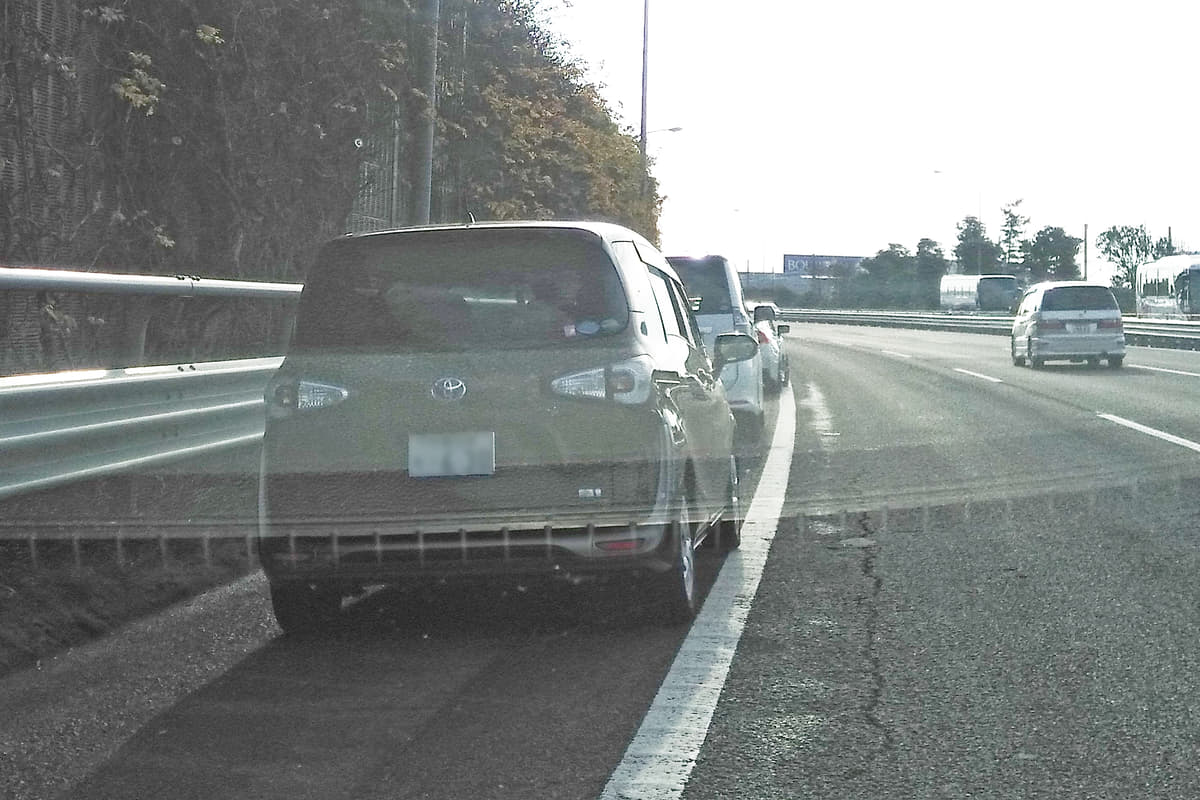 警察に聞く 高速道路の出口渋滞 走行車線に並ぶべき 路肩に並ぶべき Auto Messe Web カスタム アウトドア 福祉車両 モータースポーツなどのカーライフ情報が満載