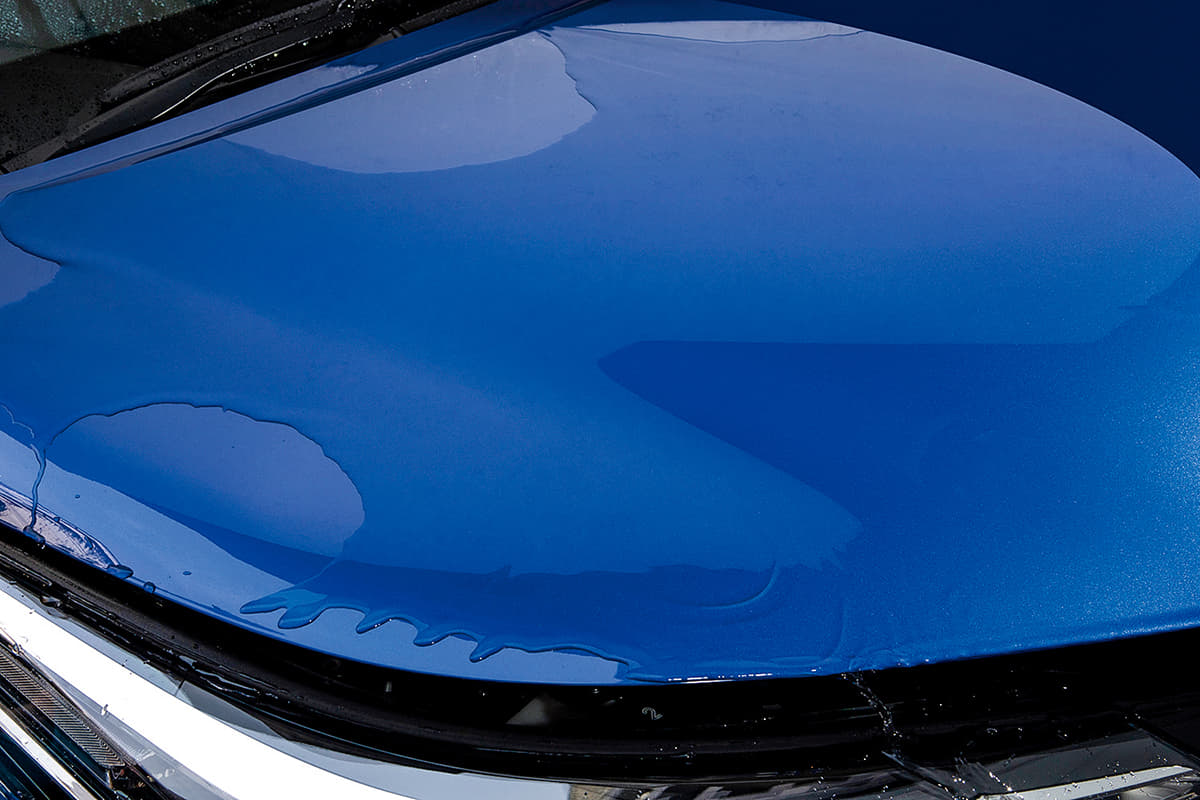 洗車のボディコーティング 撥水 親水 疎水 タイプ別の違いとは Auto Messe Web カスタム アウトドア 福祉車両 モータースポーツなどのカーライフ情報が満載