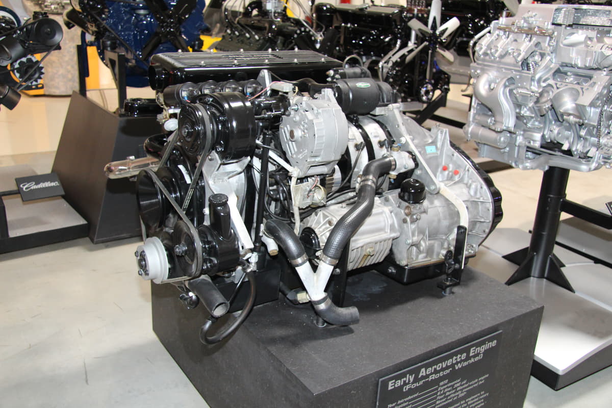 マツダの名機 ロータリー エンジン がスポーツカーに最適な理由とは Auto Messe Web カスタム アウトドア 福祉車両 モータースポーツなどのカーライフ情報が満載