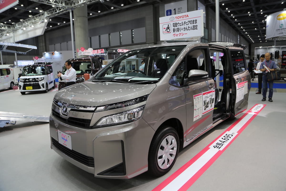 1h3a44 Auto Messe Web カスタム アウトドア 福祉車両 モータースポーツなどのカーライフ情報が満載