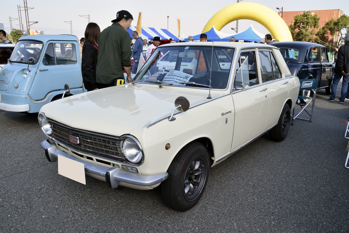 グロリア ファミリア プレジデント 旧車イベントで見つけた古き良き国産セダンたち 画像集 Auto Messe Web カスタム アウトドア 福祉車両 モータースポーツなどのカーライフ情報が満載 2ページ目