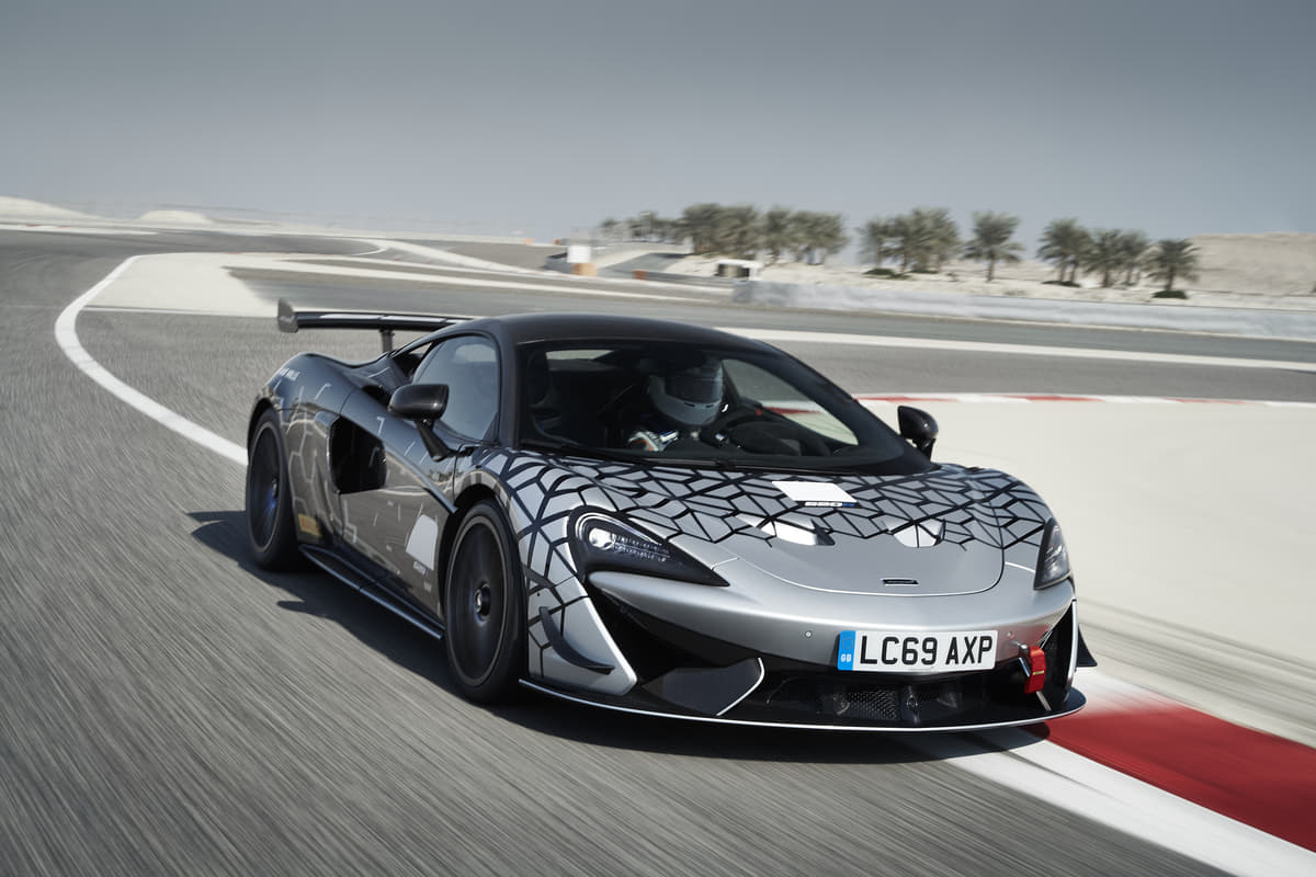 McLaren-620R-01.jpg