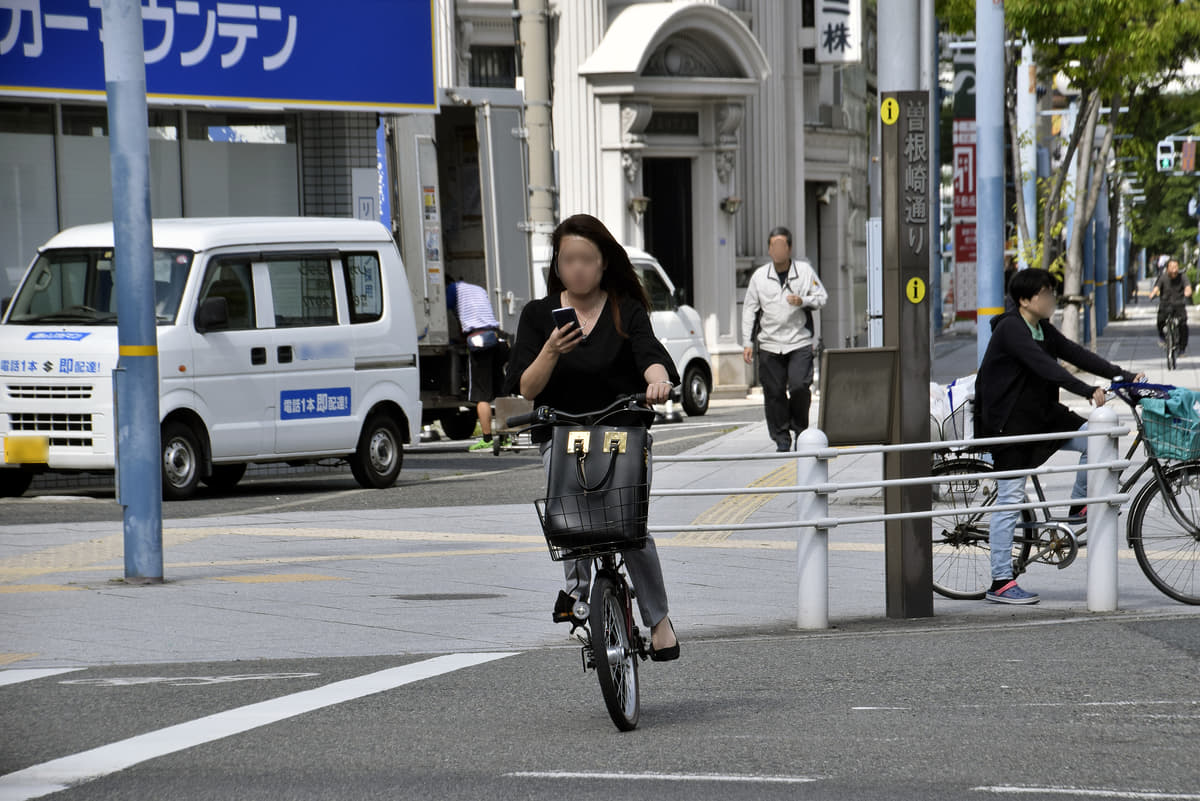 クルマが悪者扱いに矛盾！ 「自転車の交通ルール違反や危険行為にある 