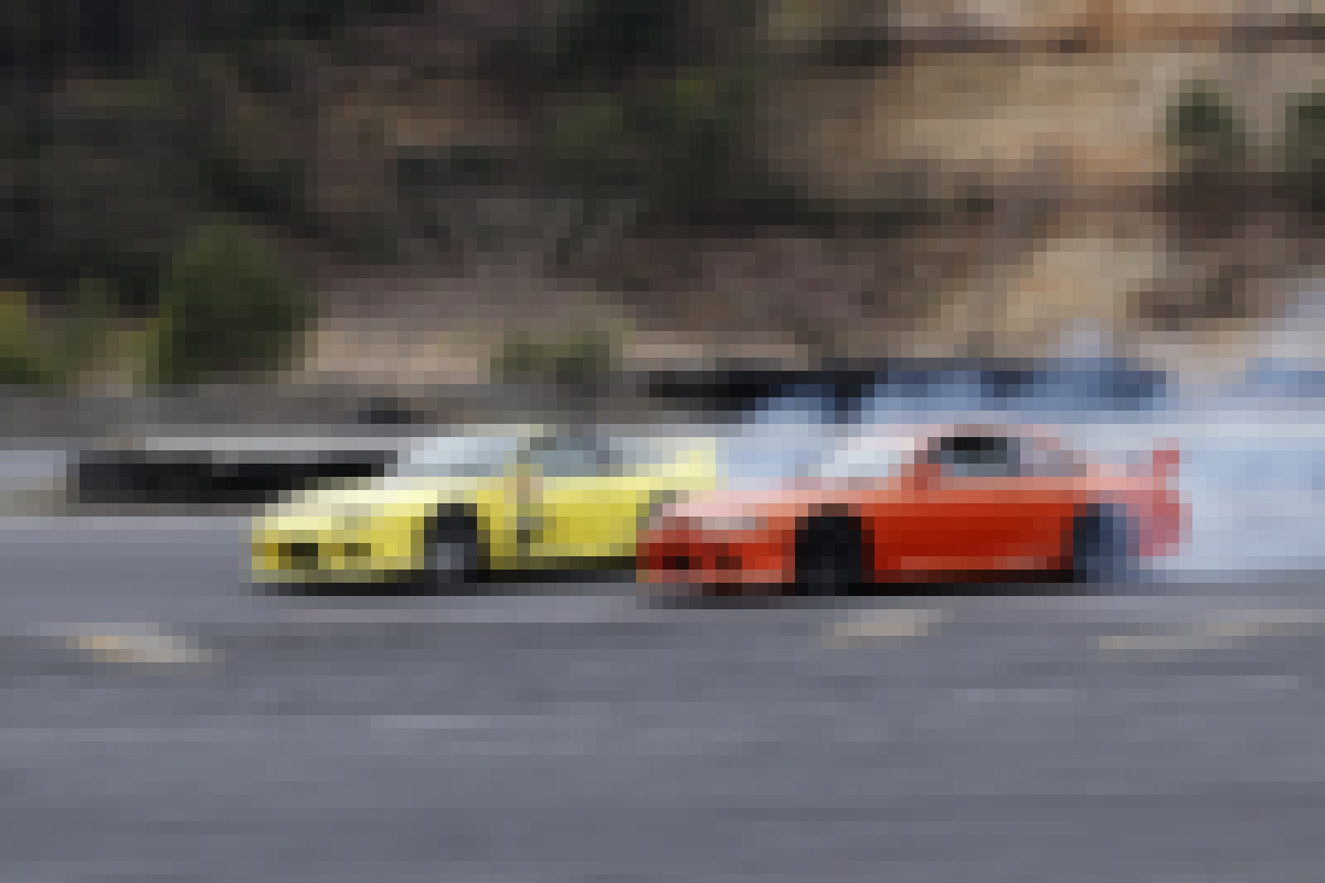 ドリフト走行禁止サーキットが増えて文化の消滅危機!? 「騒音問題