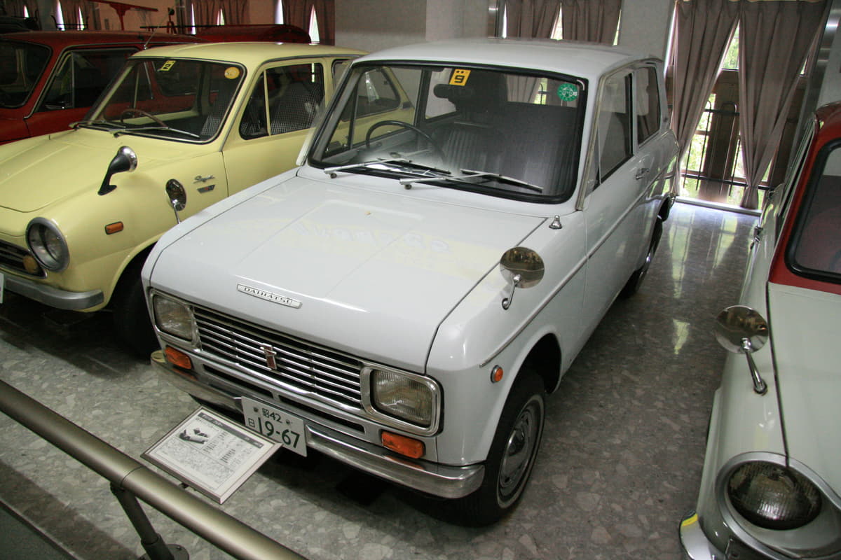 国産自動車メーカーで最古 いまの ダイハツ しか知らない人には衝撃の 神旧車 たち Auto Messe Web カスタム アウトドア 福祉車両 モータースポーツなどのカーライフ情報が満載 2ページ目 国産自動車メーカーで最古 いまの ダイハツ しか知らない人には衝撃の 神旧車 たち Auto Messe Web カスタム アウトドア 福祉車両 モータースポーツなどのカーライフ情報が満載 2ページ目