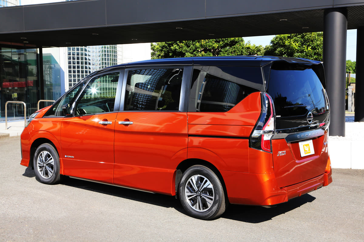 リヤの 車高調 が秘密 セレナe Powerの福祉車両が 車いす利用者 に優しすぎた 画像21 Auto Messe Web カスタム アウトドア 福祉車両 モータースポーツなどのカーライフ情報が満載