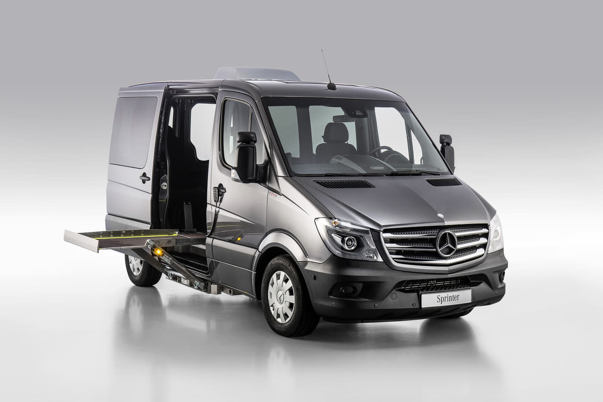 Amw 1024 Mercedes Benz Handicapped Mobility Tshmatani 29 Auto Messe Web カスタム アウトドア 福祉車両 モータースポーツなどのカーライフ情報が満載