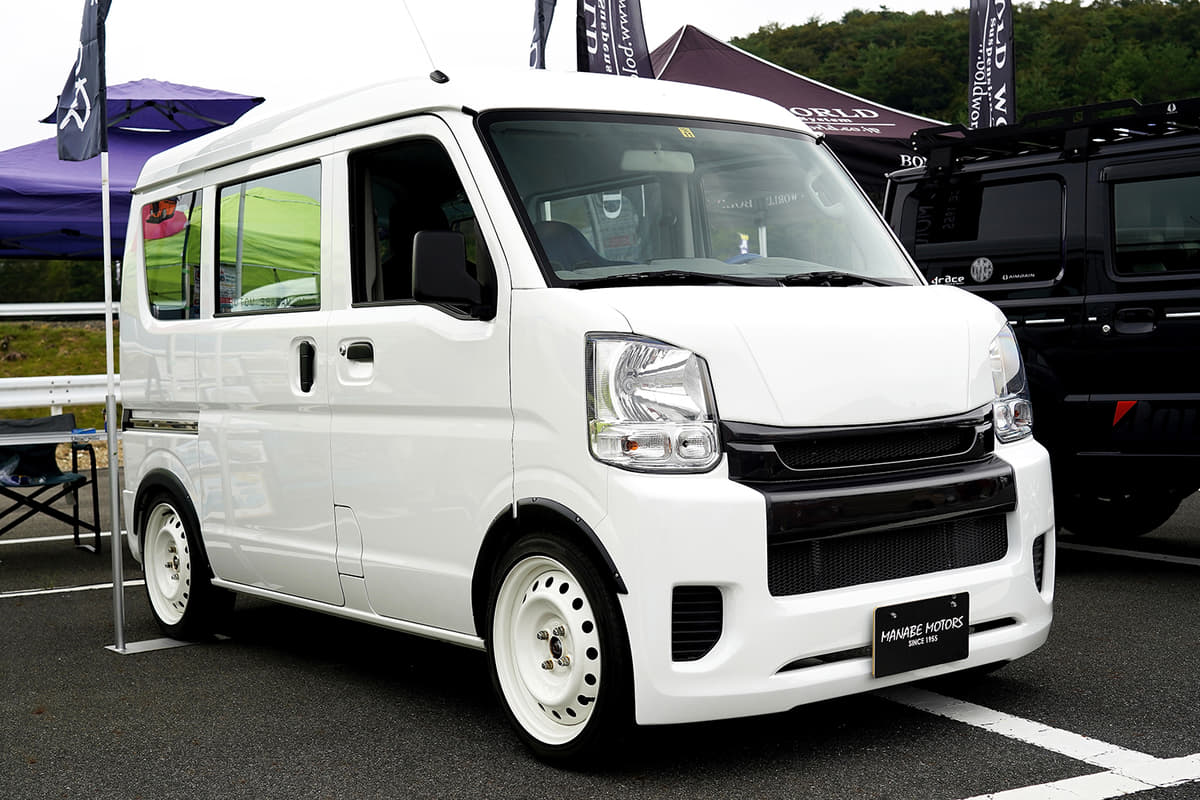 まさかの 左ハンドル 化まで 軽バン カスタムでも異彩を放つ３台の衝撃 Auto Messe Web カスタム アウトドア 福祉車両 モータースポーツなどのカーライフ情報が満載