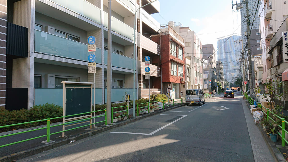 「高齢運転者等標章」の申請・交付にかかる費用は無料だ