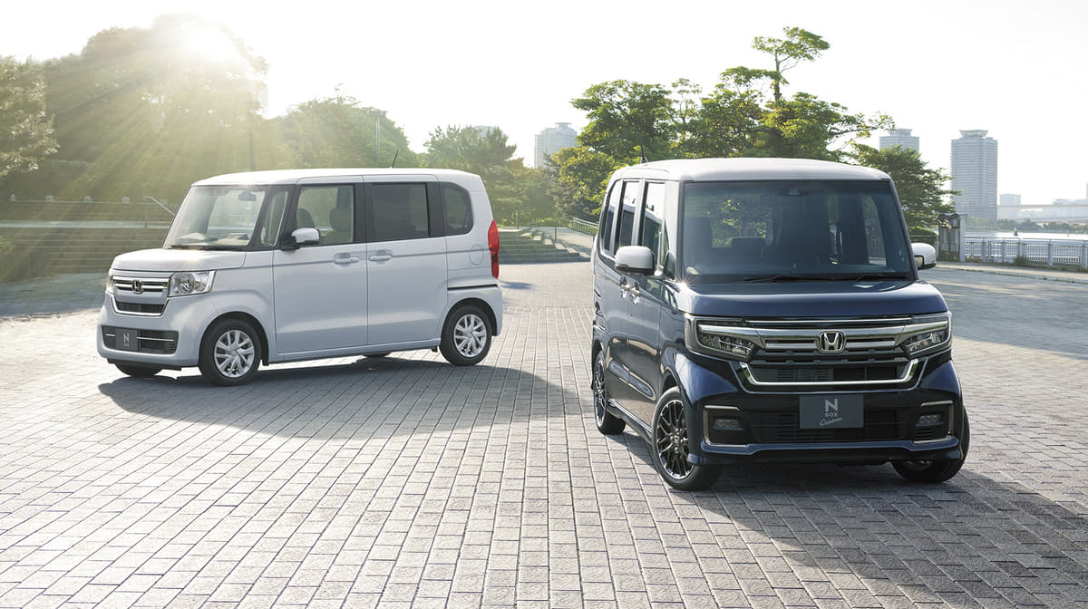 2020年末にモデルチェンジしたN-BOXとN-BOXカスタム