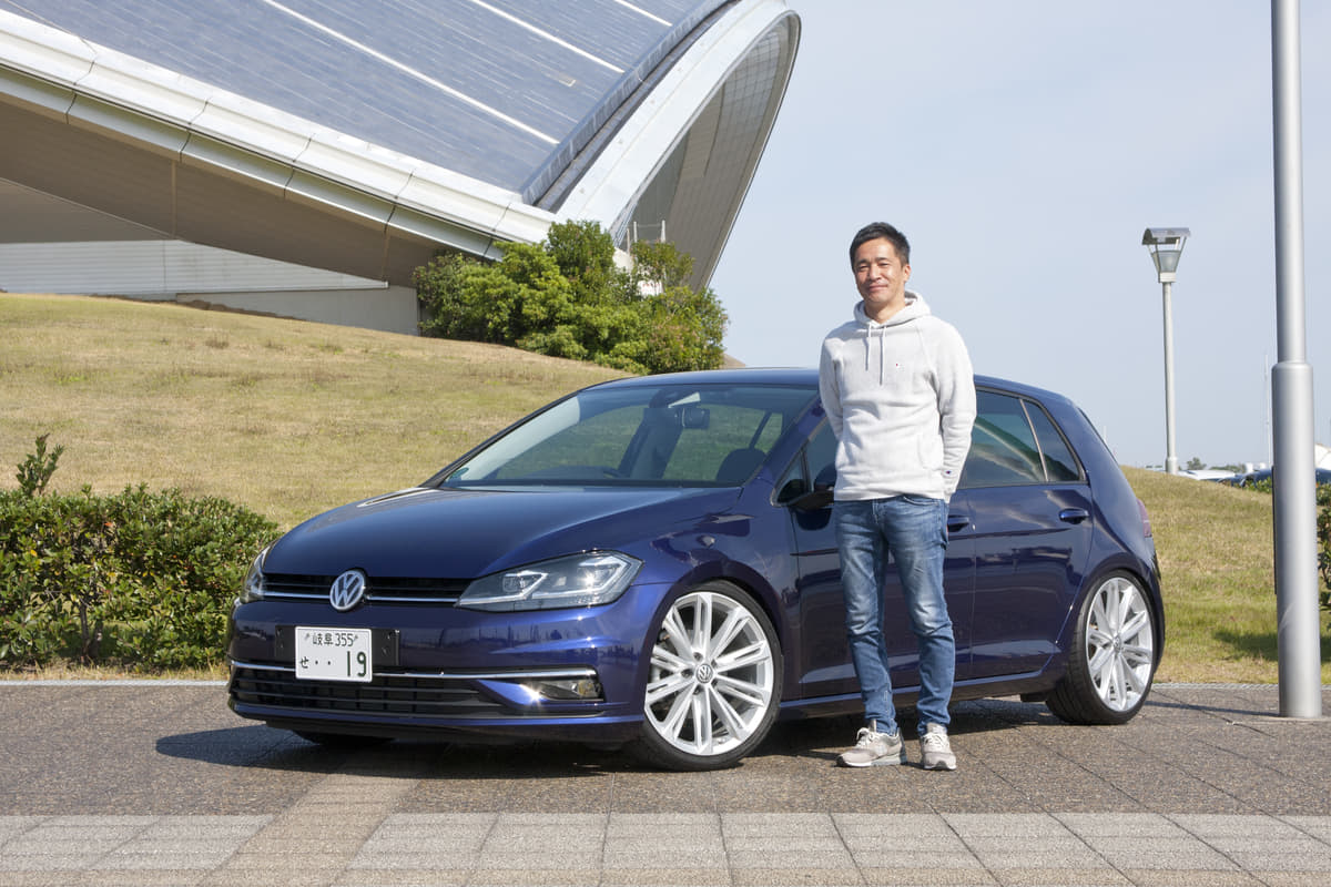 三重県のピレリ四日市で撮影したVWゴルフ・テックエディション